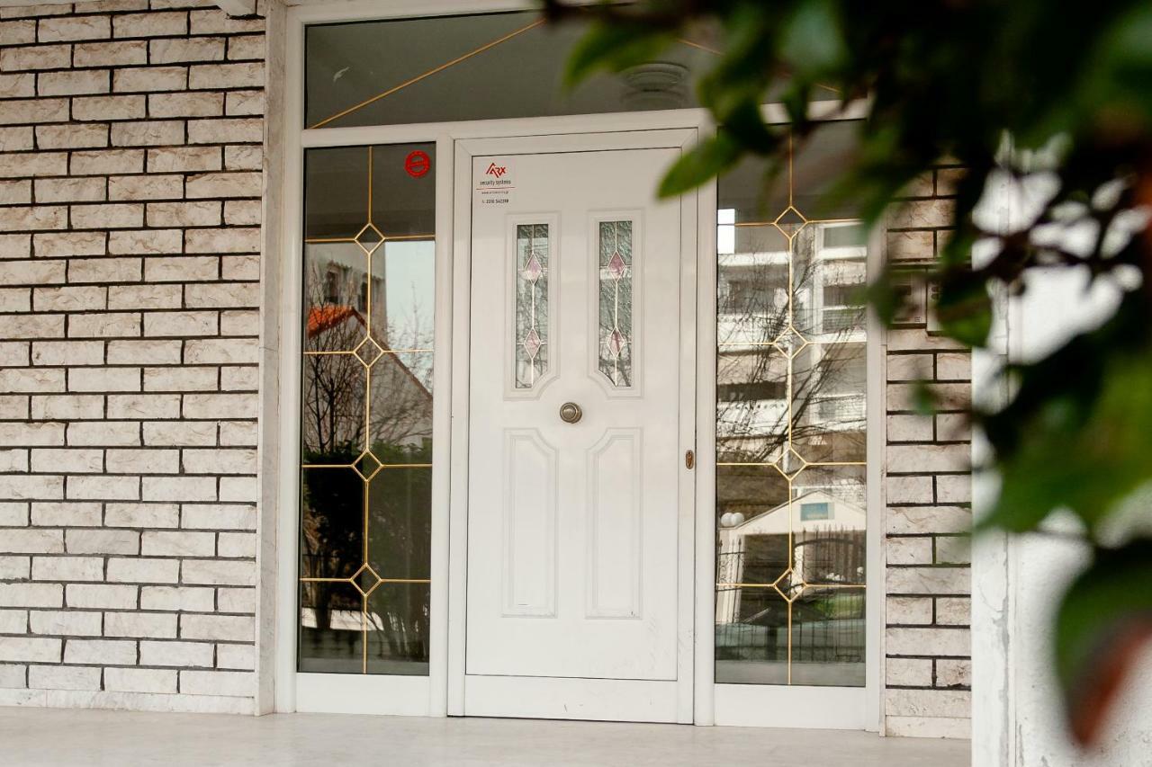 Aegean Family Apartment Peraia  Exterior photo